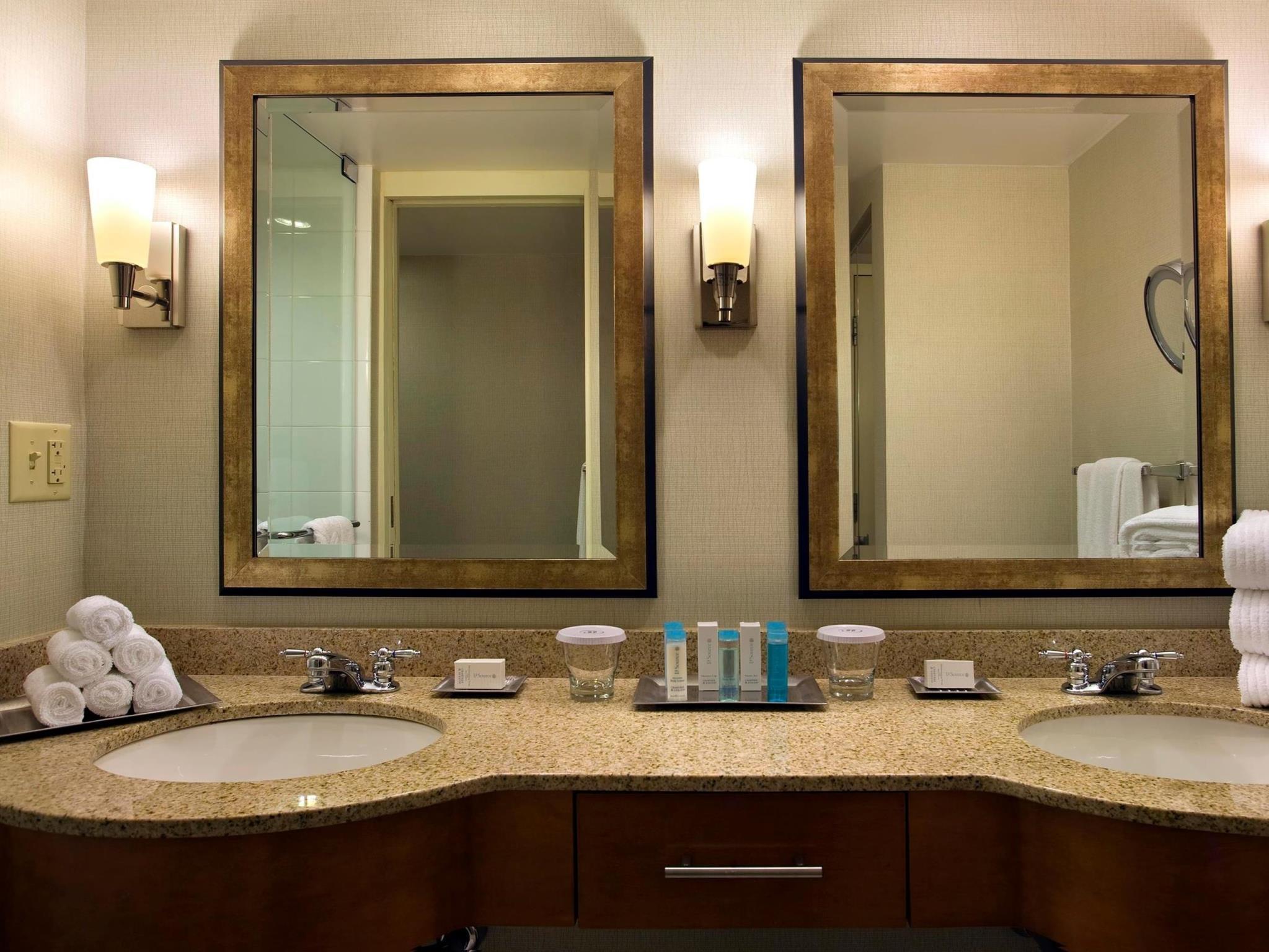 Doubletree By Hilton Hartford Downtown Ξενοδοχείο Εξωτερικό φωτογραφία