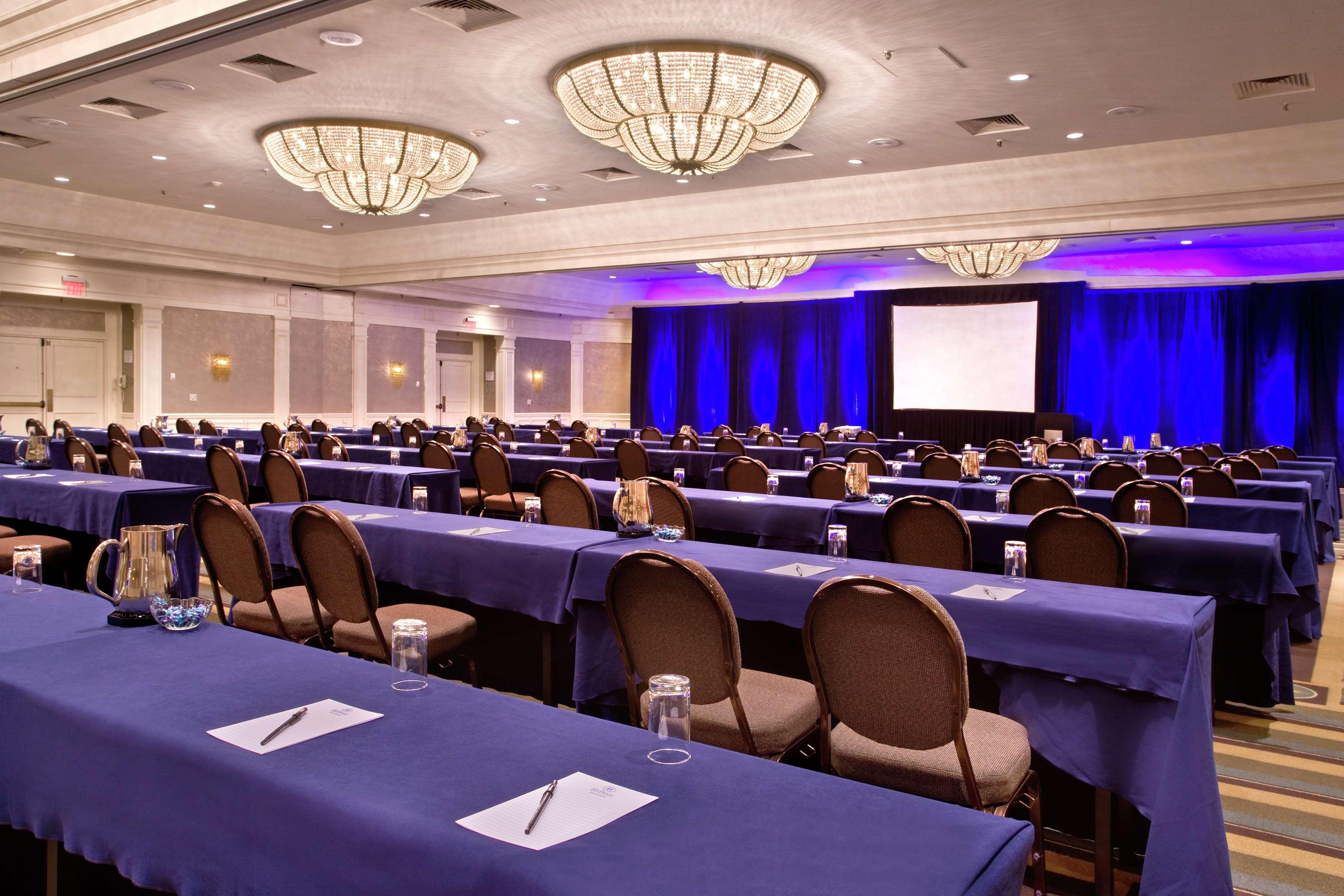 Doubletree By Hilton Hartford Downtown Ξενοδοχείο Εξωτερικό φωτογραφία