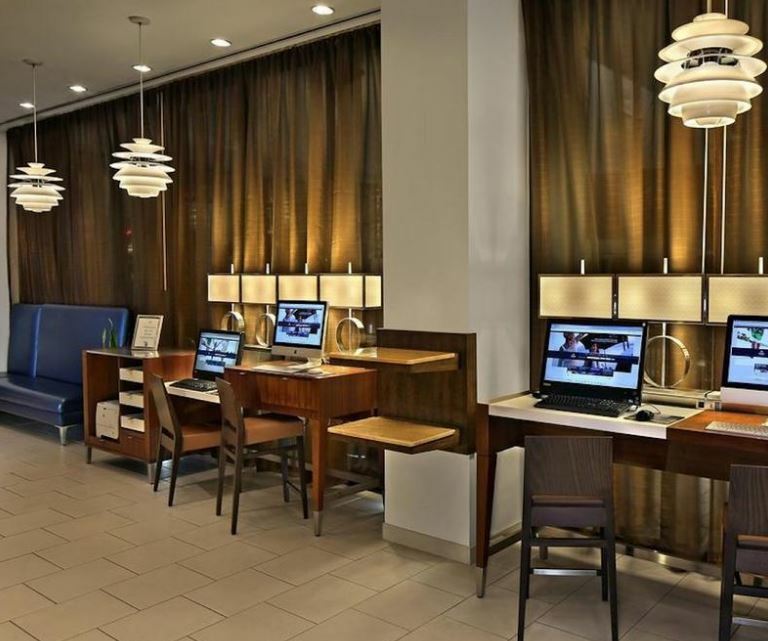Doubletree By Hilton Hartford Downtown Ξενοδοχείο Εξωτερικό φωτογραφία